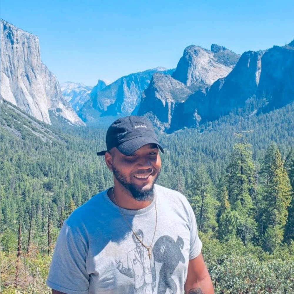 Meet your Posher, Dominic